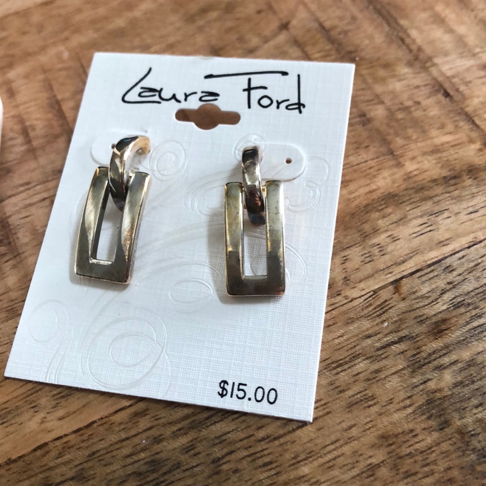 Earring Lot!! 4 pairs! - Picture 5 of 5